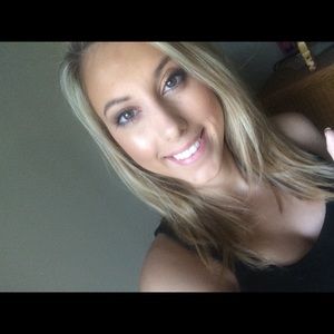 Meet your Posher, Mandy