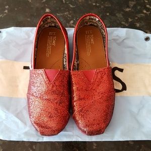 Toms shoes