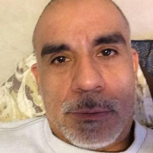 Meet your Posher, Luis