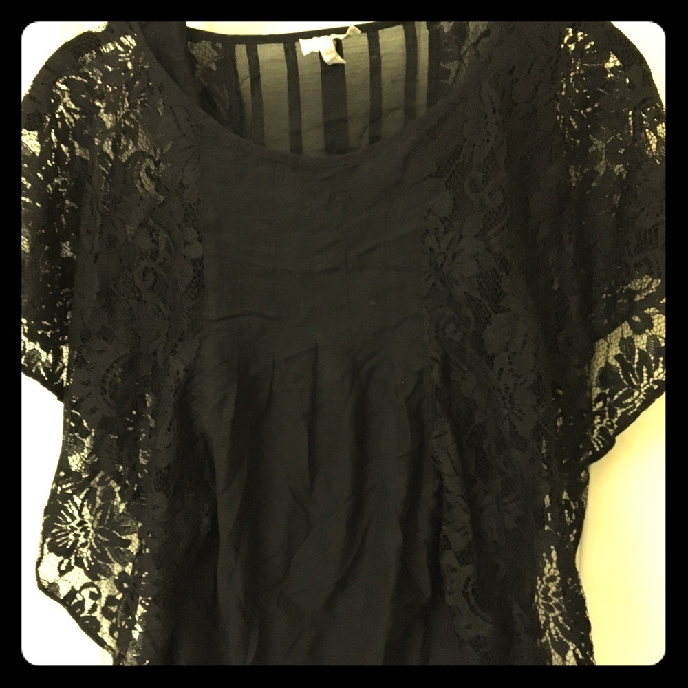 Joie Black lacy sleeve shirt