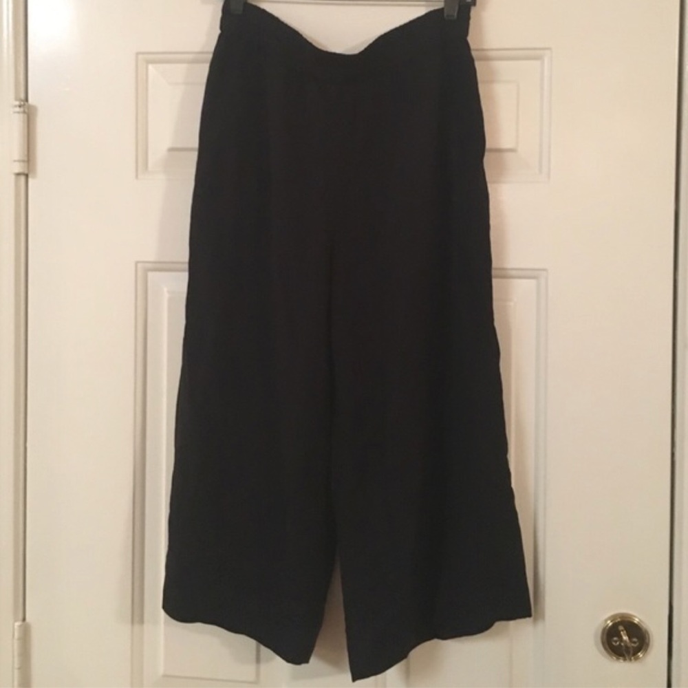 h&m black wide leg gaucho pants size 12