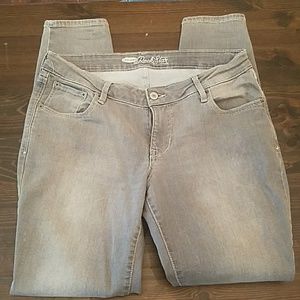 Old navy rock star jeans