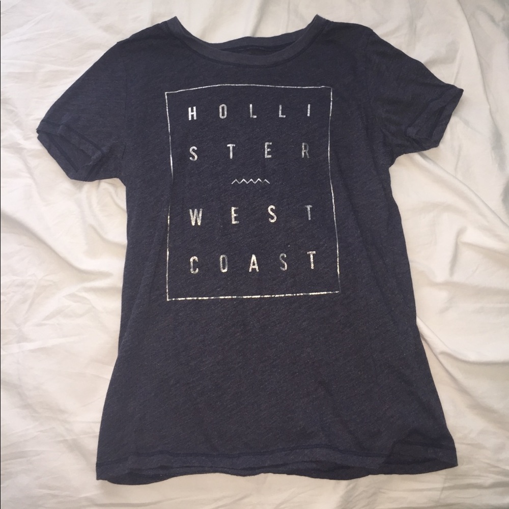 hollister tee