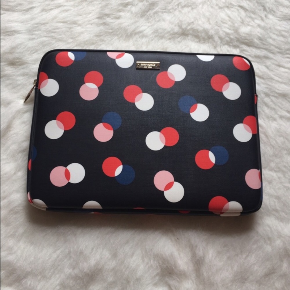 Kate Spade 13" Macbook Pro Sleeve 💙❤️