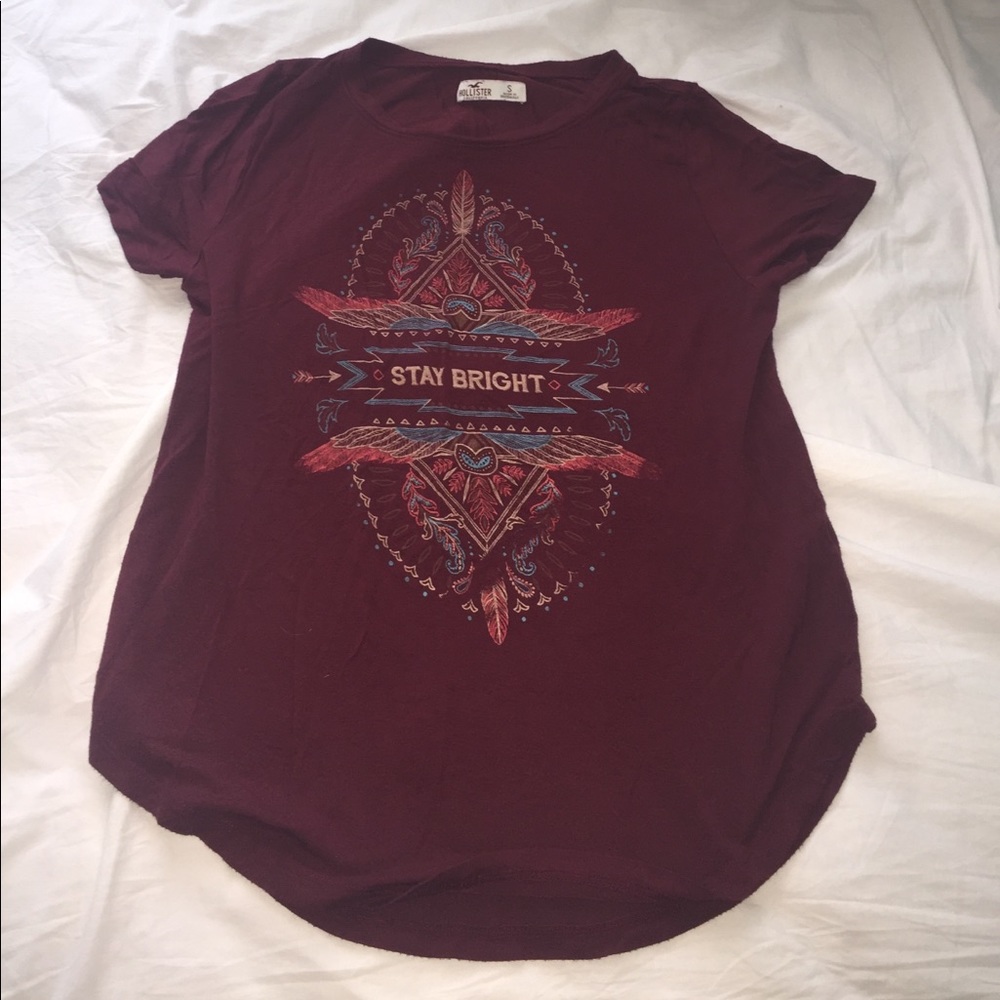 hollister graphic tee