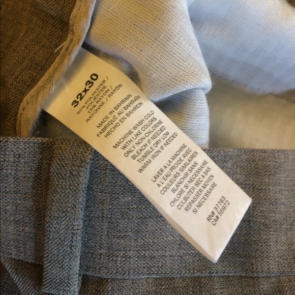 Perry Ellis dress pants - size 32 by 30 like new! - Picture 3 of 4