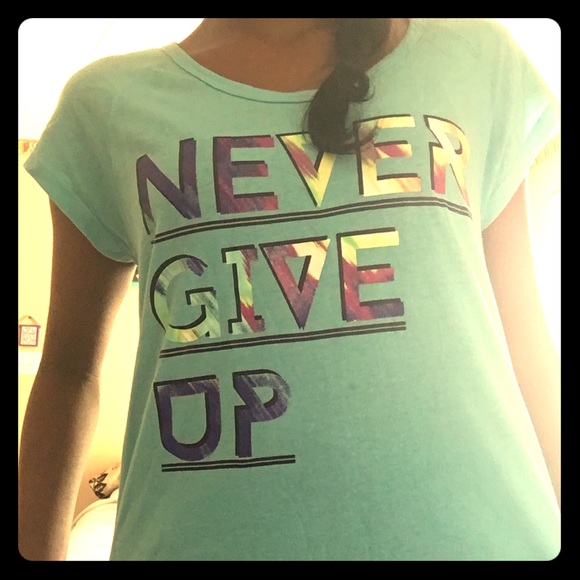 A shirt - Picture 1 of 1