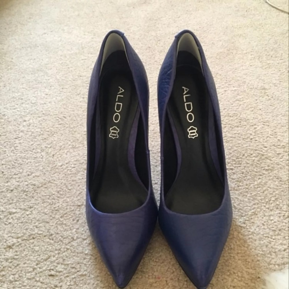 Blue Pointed- Toe Heels