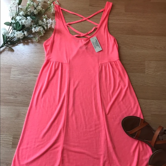 American Eagle Outfitters Dresses & Skirts - 🌸American Eagle neon pink sundress ☀️