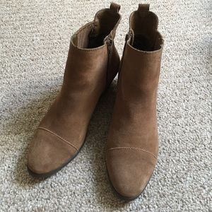Bass waterproofed suede booties