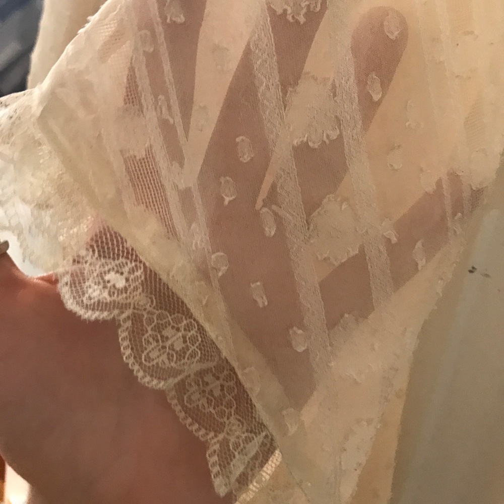 gentle cream lace blouse