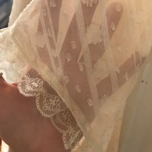 gentle cream lace blouse