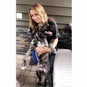 Meet your Posher, Danielle