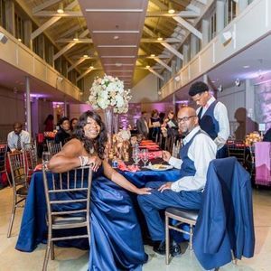 Meet your Posher, Donita