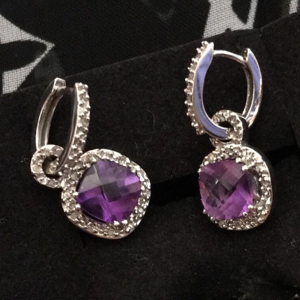 10k 4.7g  w/g dangle earrings!!!