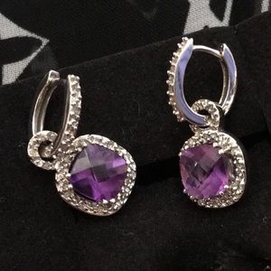 10k 4.7g  w/g dangle earrings!!!