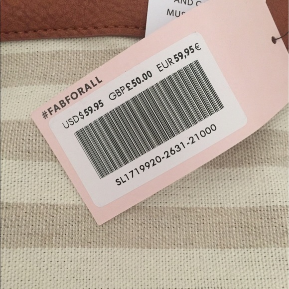 Backpack - Picture 3 of 4