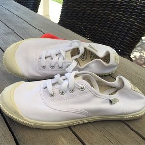 New White Keen Shoes