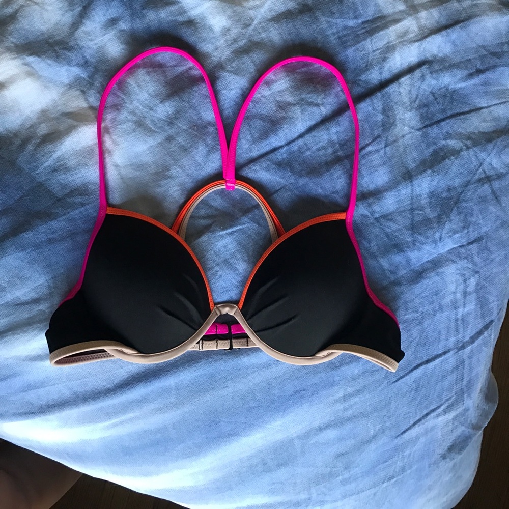 Victoria's Secret bikini top 32A