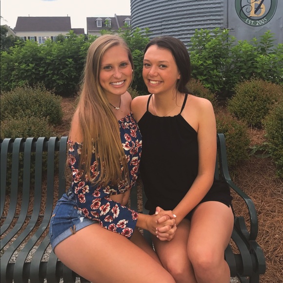 Meet your Posher, Natalie - Picture 1 of 1