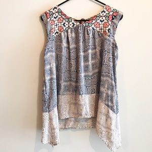 Knox Rose Boho Handkerchief Top
