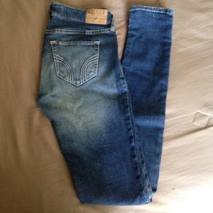 Hollister skinny jeans