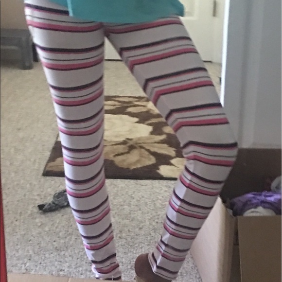 Leggings💜 - Picture 2 of 3