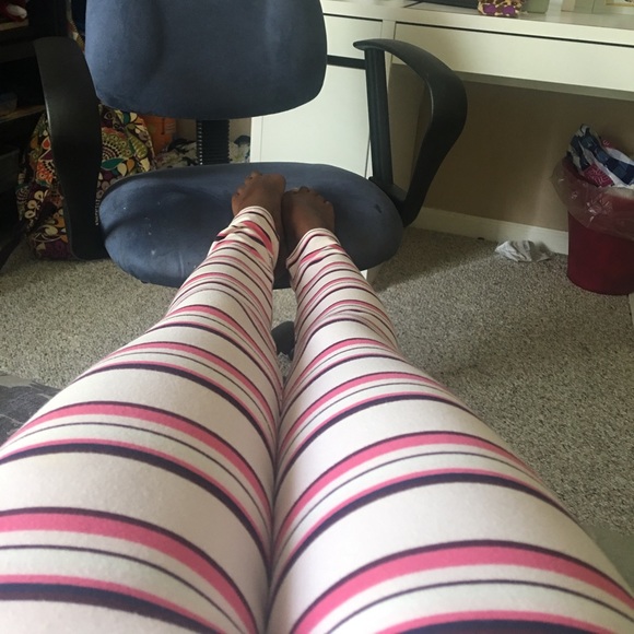 Leggings💜 - Picture 3 of 3