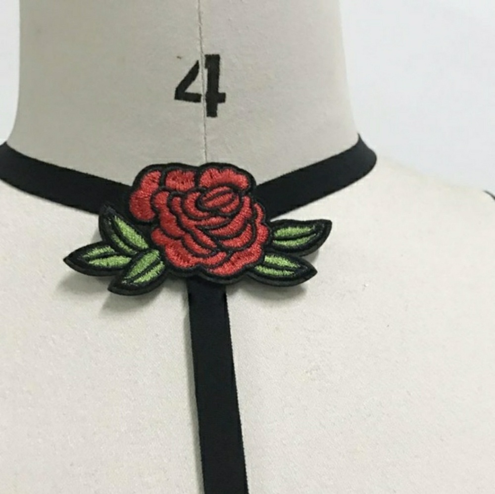 SOLD OUT Sexy rose harness🔥 - Picture 4 of 4