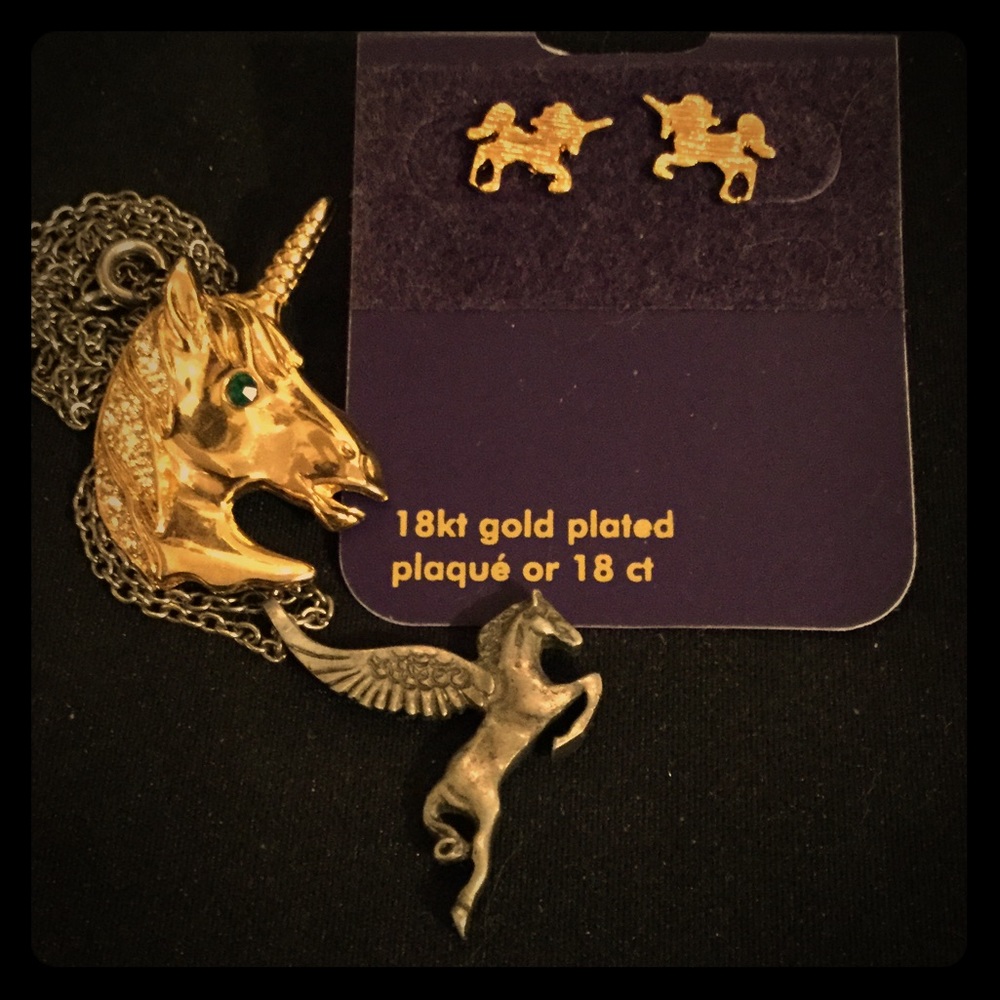 🦄Unicorn/Pegasus🦄. These R4 my unicorn girls🦄