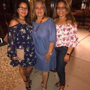 Meet your Posher, Mireya