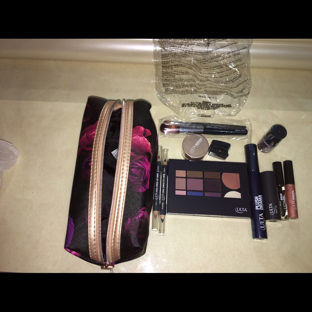 ULTA Make Up Bag Kit