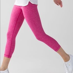 Lululemon Wunder Under Crop II