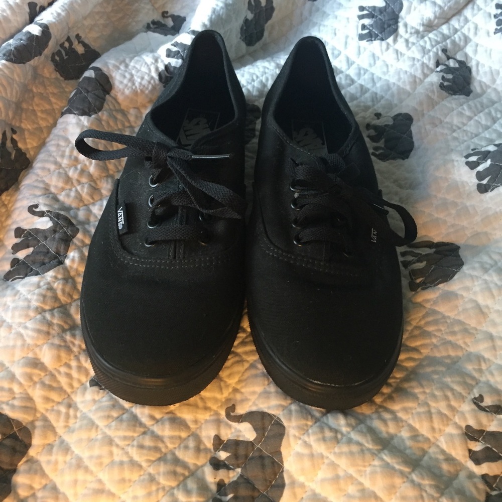 Brand new VANS low pro