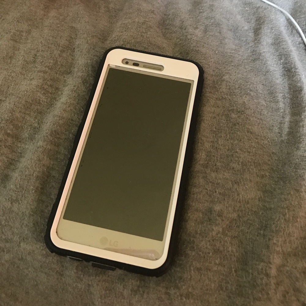 Metro Pcs Aristo with case