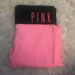 Pink cropped yogas from pink
