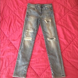 AMERICAN EAGLE SUPER HI-RISE JEGGINGS