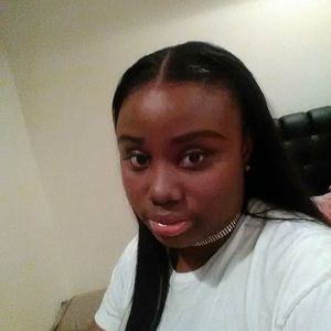 Meet your Posher, Sharon