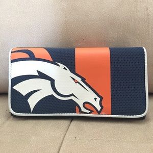 BRONCOS WALLET