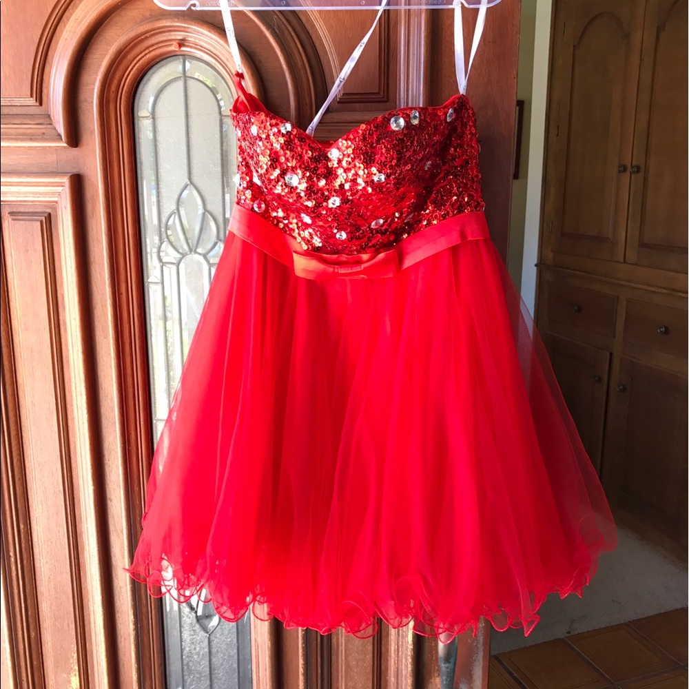 Red Strapless cocktail or pageant dress