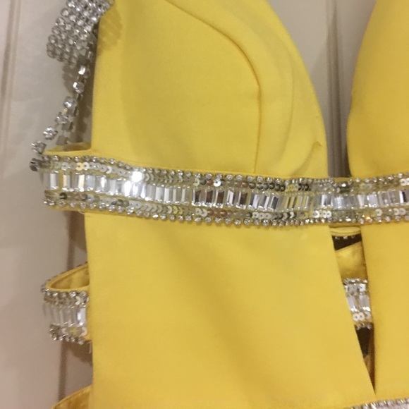 SHERRI HILL PROM DRESS - Picture 4 of 7