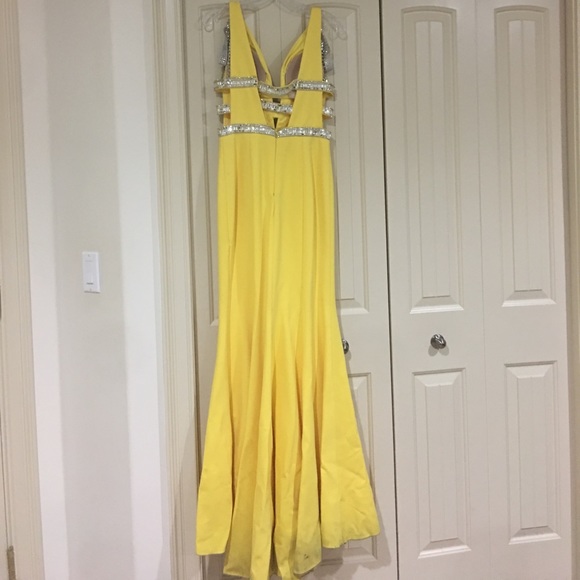 SHERRI HILL PROM DRESS - Picture 7 of 7