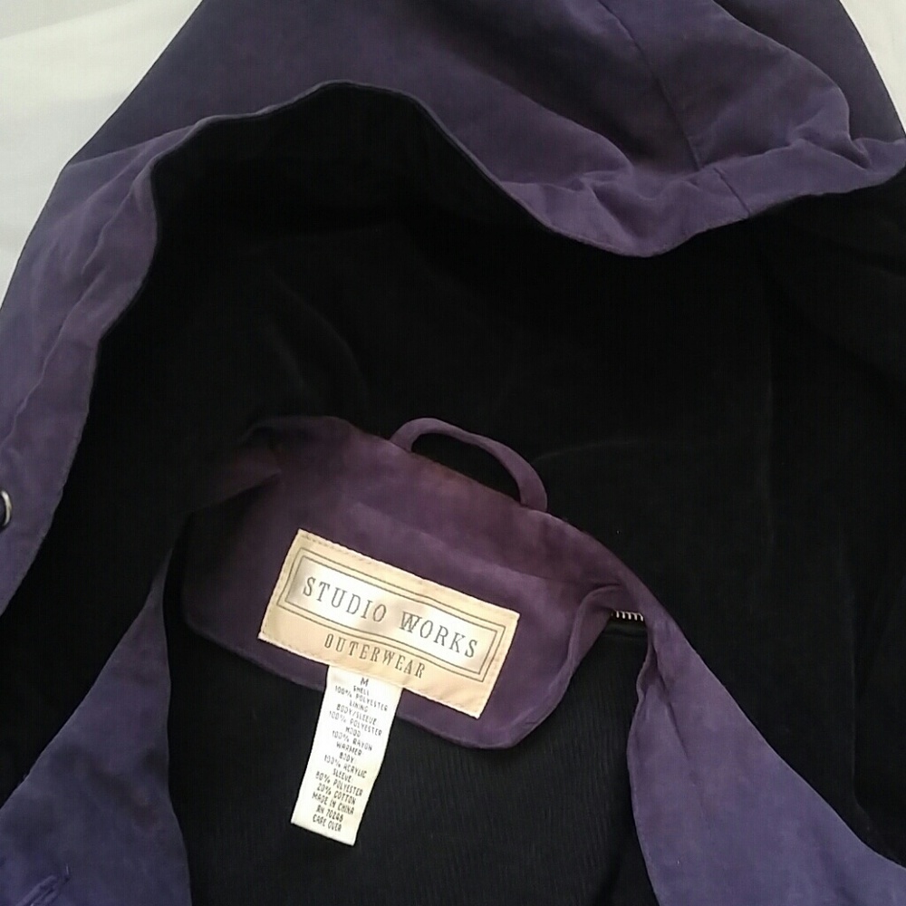 Coat - Picture 6 of 7