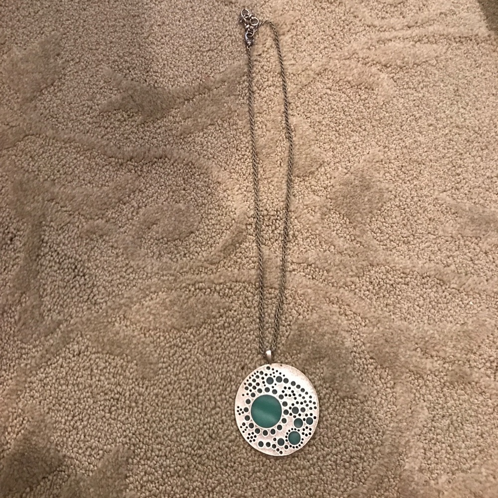 Large circle pendant necklace