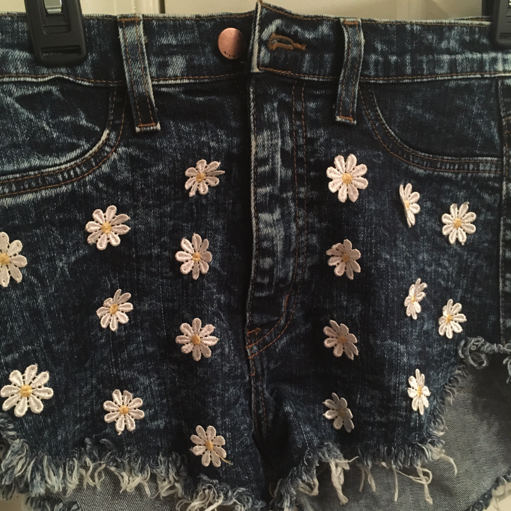 Vibrant Shorts Small with Flower Appliques