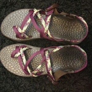 ISO THESE CHACOS SIZE 7 (wide if possible)