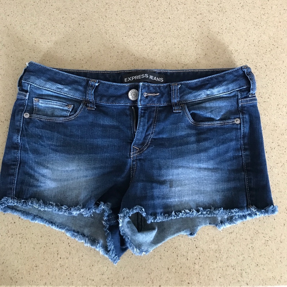 Express jean shorts, size 2