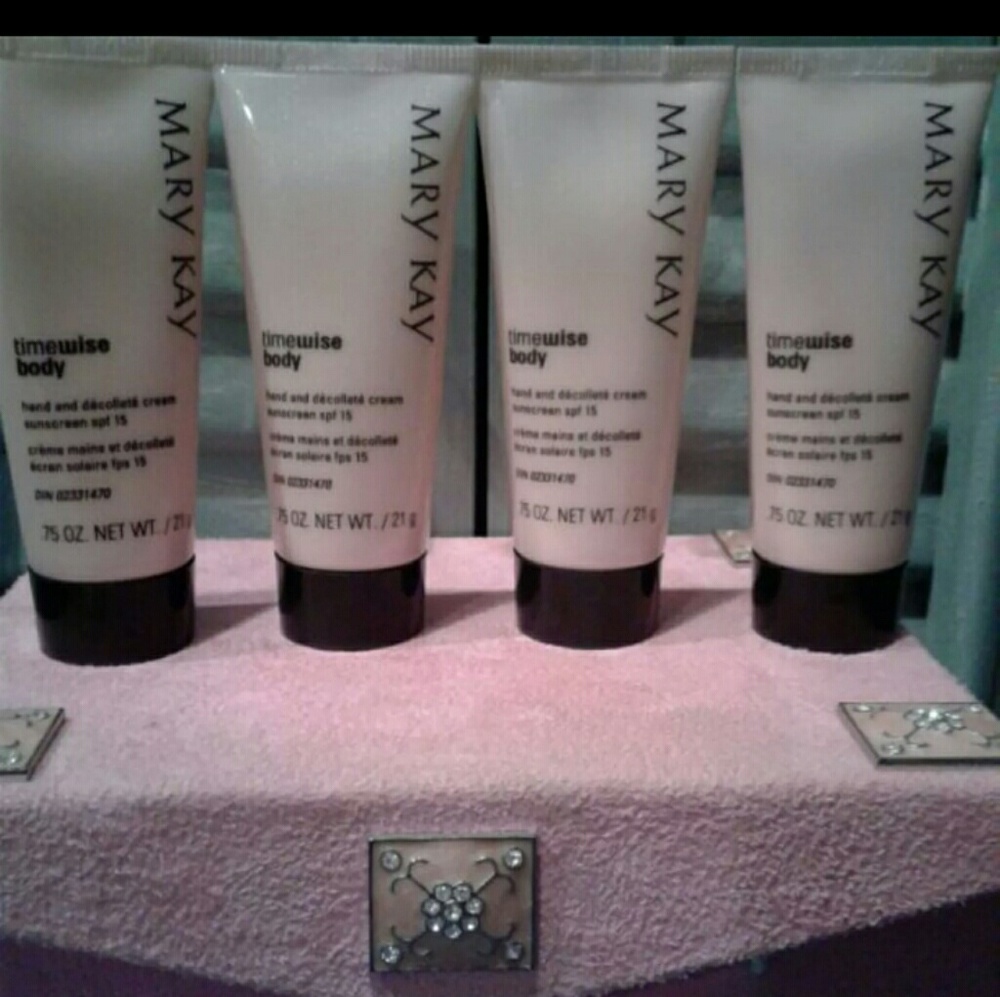 New Mary Kay Hand & Decollete Cream