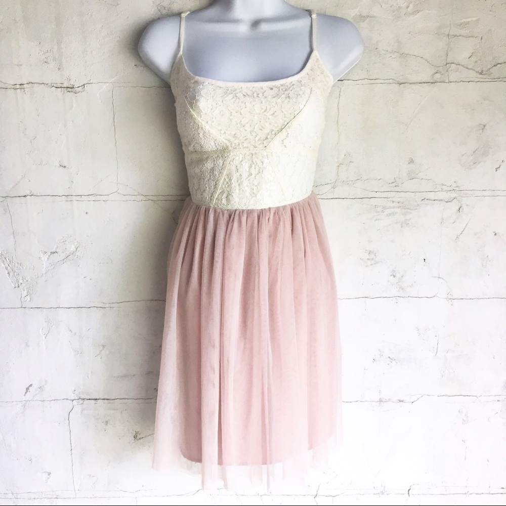 NWT American Eagle Dress, White Lace & Blush Tulle