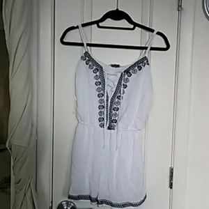 BRAND NEW!!! Cute Little Romper!